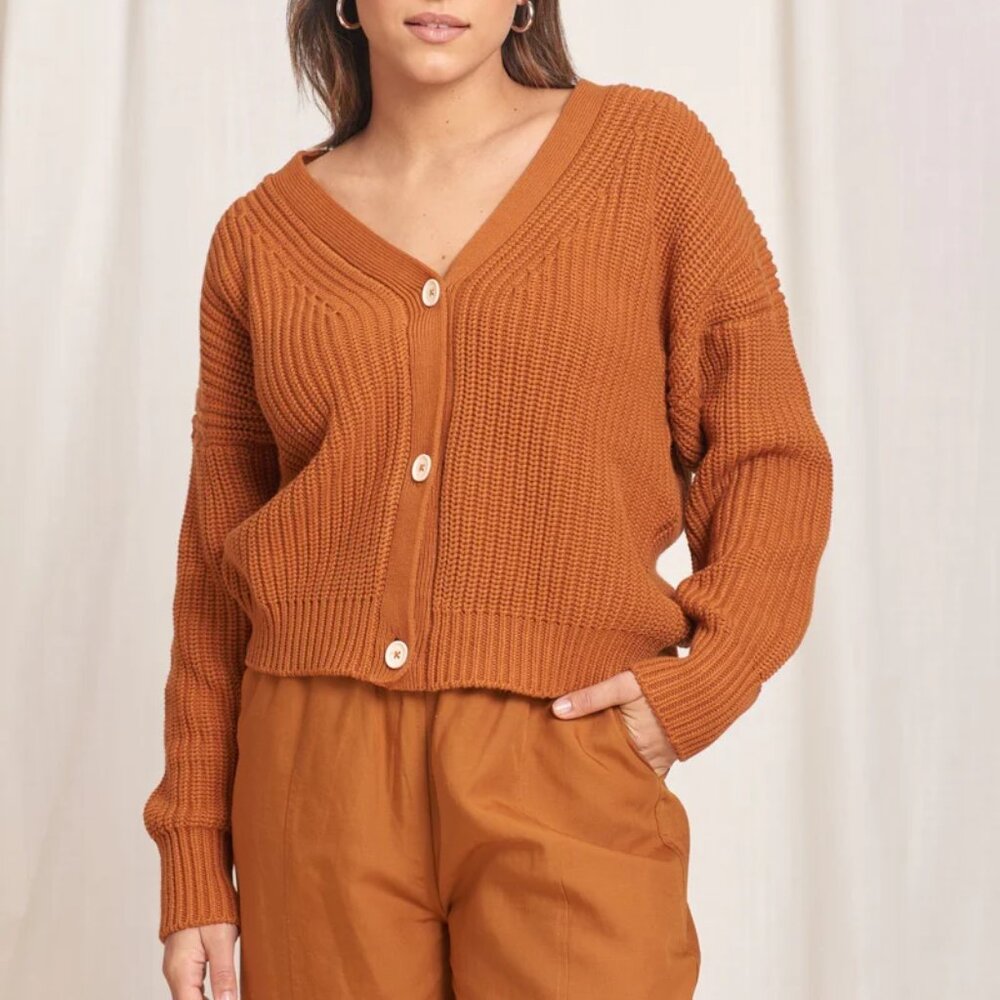 Tradlands shelter cardigan in orange